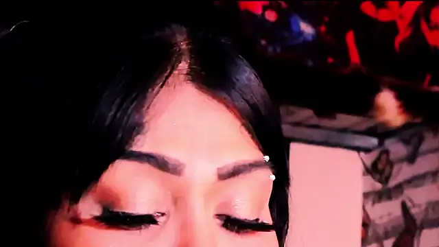 indian_dreamgirl webcam
