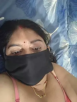 Funcouple0069 webcam