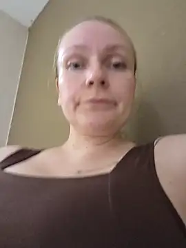 Bondgirl_013