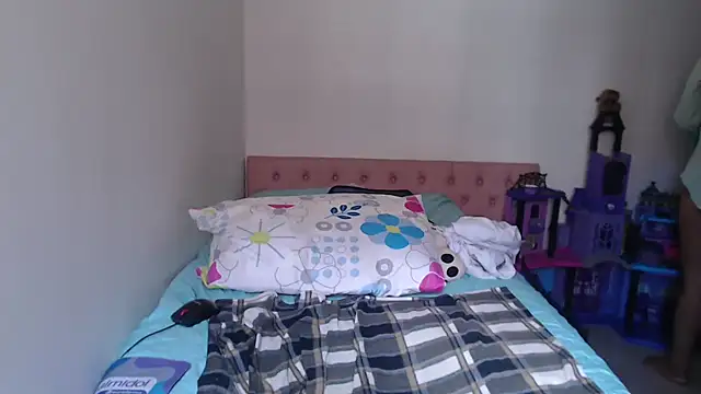kateleyagrey webcam