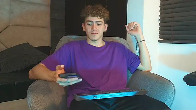 Tyler_Mcrey webcam