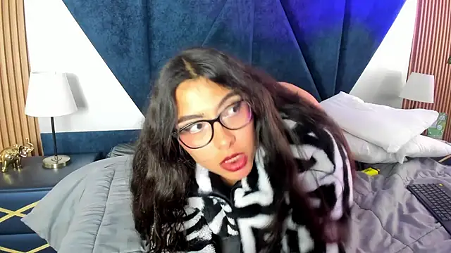 Olivia_Collinns1 webcam