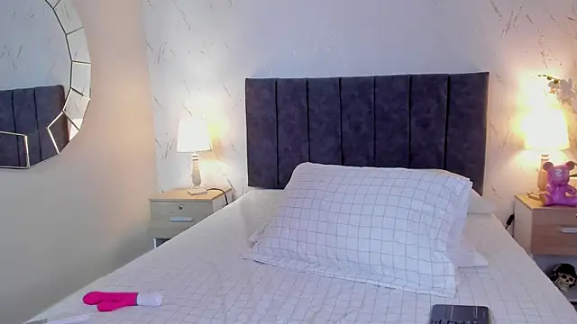 Emilly_Beaumont webcam