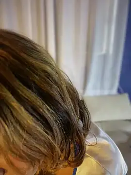 LeylaKnox webcam