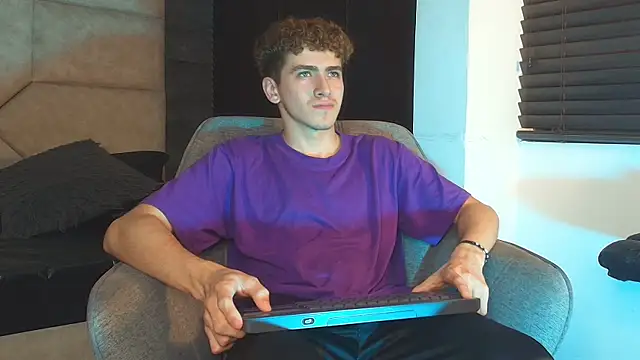 Tyler_Mcrey webcam