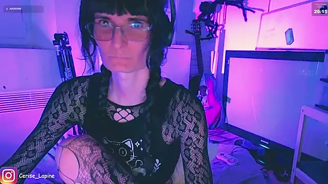 CeriseLapine webcam