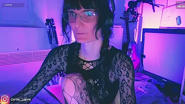 CeriseLapine webcam