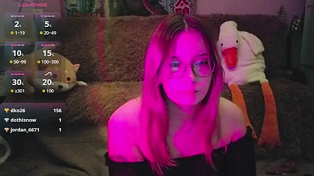 LeahBay webcam
