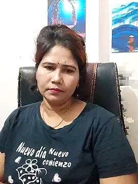 Rose-24 live cam on StripChat