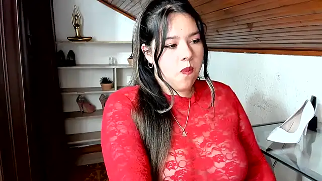 LinaBrowm webcam