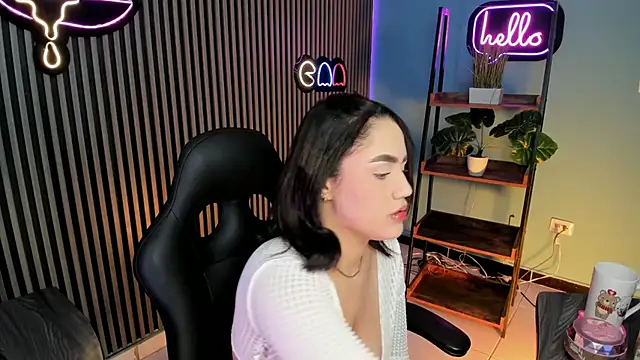 Emily_robertss1 webcam