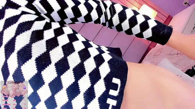 Camille_deluxe webcam