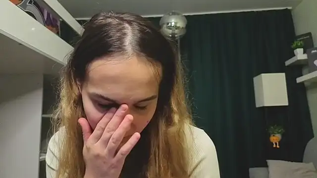 EwaSprinzl live cam on StripChat