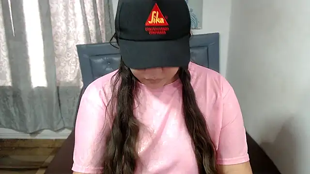 sarah_aguilar live sex cam