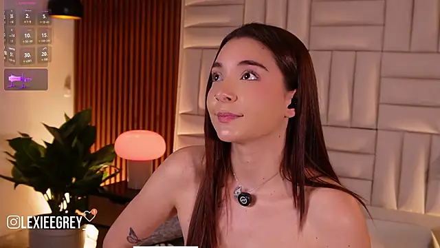 lexiee_grey_ webcam
