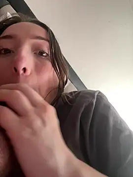 Valery_Salmons webcam
