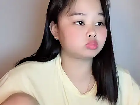 Nhungnhung88 webcam