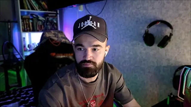 _Serious_Man webcam