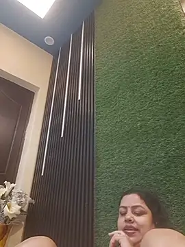 SHANVII live cam on StripChat