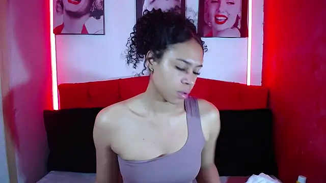 Tiana_Ebony18 webcam