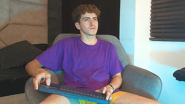 Tyler_Mcrey webcam