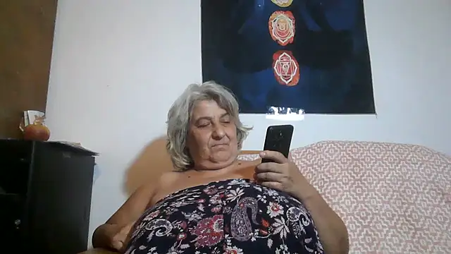 ExquisiteMature webcam