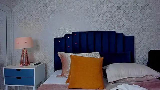 ashleythompson2025 webcam