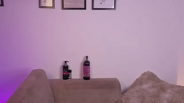 Pamela_tomas webcam