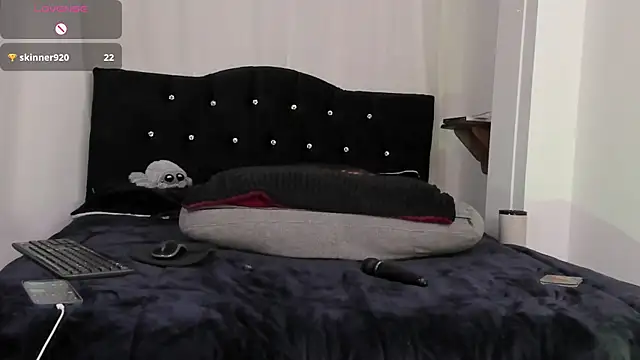 Amy_Aloqua webcam