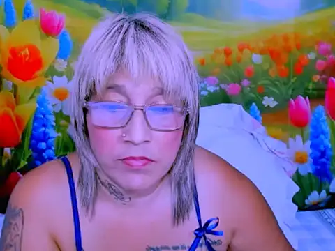 indianroxy webcam