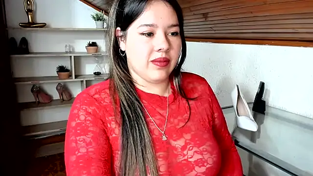LinaBrowm webcam