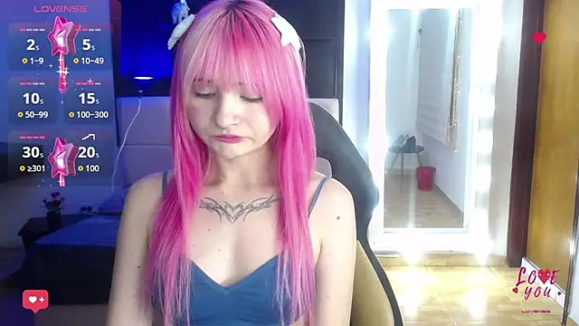 _Charlotte_Collins_ webcam