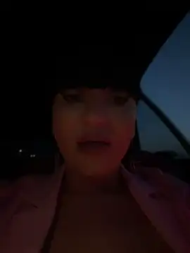 MysticCleo webcam