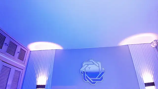 NanaOsaky webcam