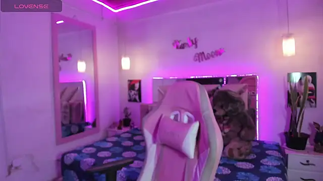 Karly_moon webcam