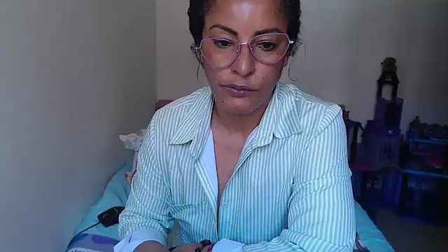 kateleyagrey webcam