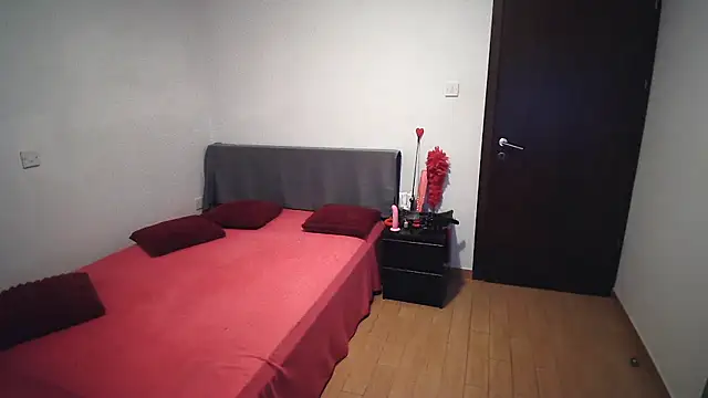 Miss_GloriaDream webcam