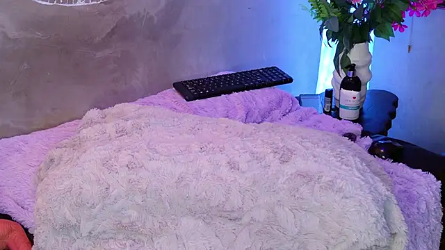 abril_collinz webcam