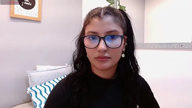 louis_k live cam on StripChat