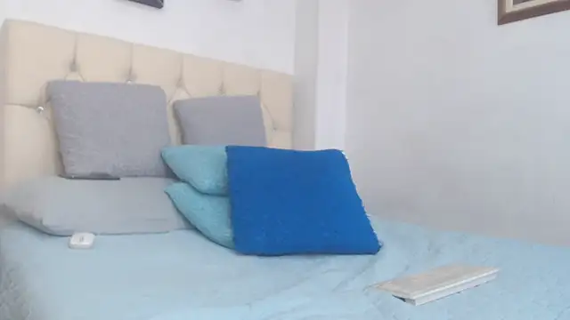 gatasexlucy webcam