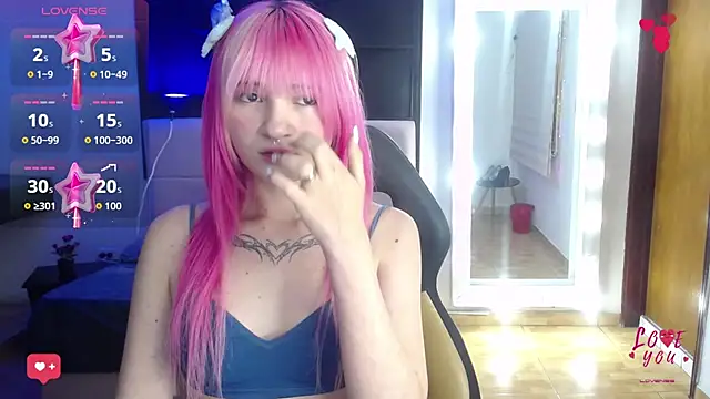 _Charlotte_Collins_ webcam