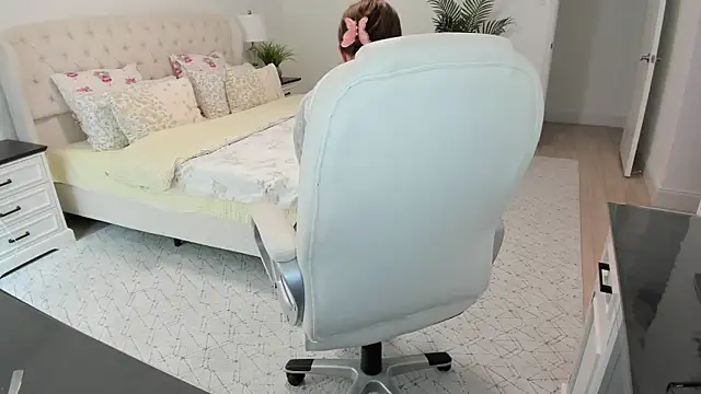 Vika73 webcam