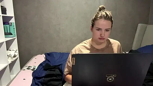 Four_Our webcam