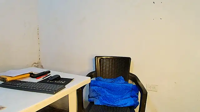 Oh_Tique webcam