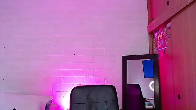 Amy66 webcam