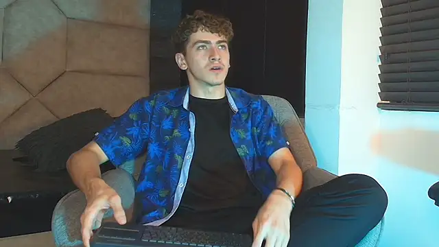 Tyler_Mcrey webcam