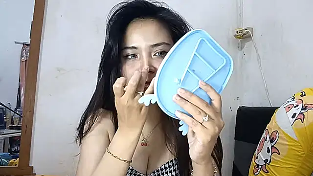 ValrieHofmann webcam