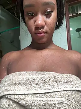 TylaWest webcam