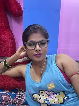 SUZY_QUEEN01 webcam