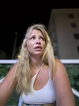 AnastasiaAniess live sex cam